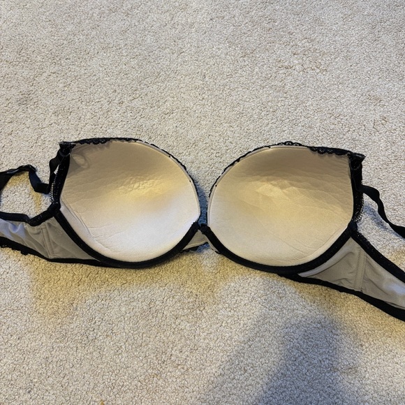 Torrid Floral Lace Bra Size 40DD Black & Nude - Picture 6 of 7